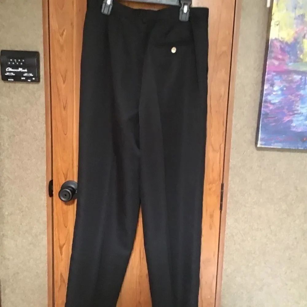 Talbots Women’s Sz. 10 Black Slacks - Picture 5 of 8